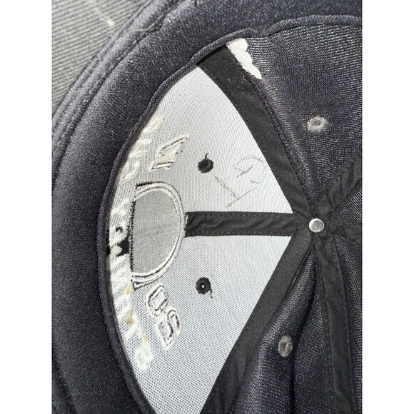 Reebok Pittsburgh Penguins 2017 Stanley Cup Champions Snapback Curved Bill Cap - Picture 7 of 7